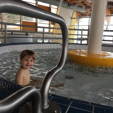 Rekreacni Kobylnice Lipno Hébergement de vacances *