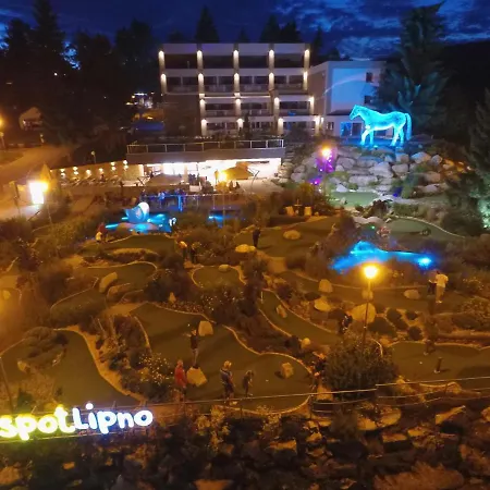 Rekreacni Kobylnice Lipno Holiday home *