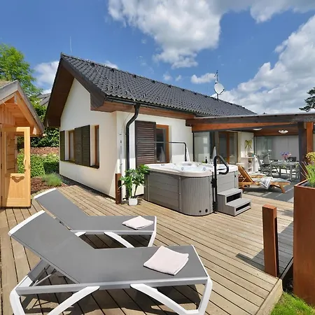 Rekreacni Kobylnice Lipno Hébergement de vacances