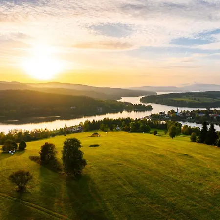 Rekreacni Kobylnice Lipno Hébergement de vacances *